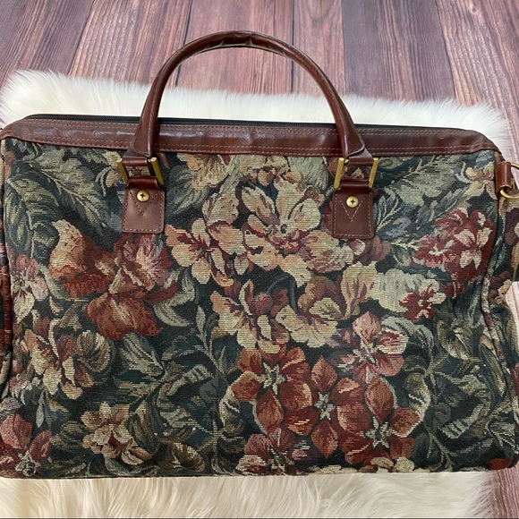 Vintage Ricardo | Floral Tapestry Carryon Luggage - Picture 3 of 7